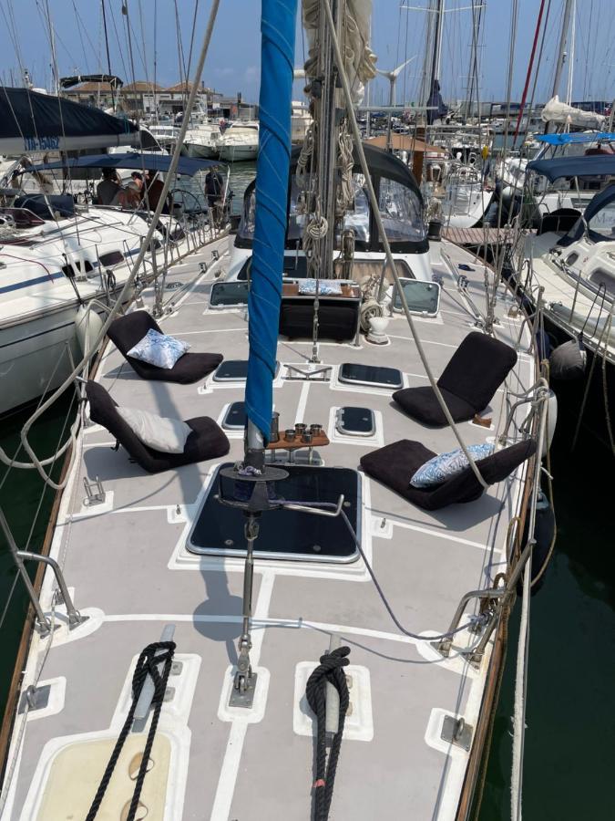 Sailboat B&B On Board Katanya Dış mekan fotoğraf