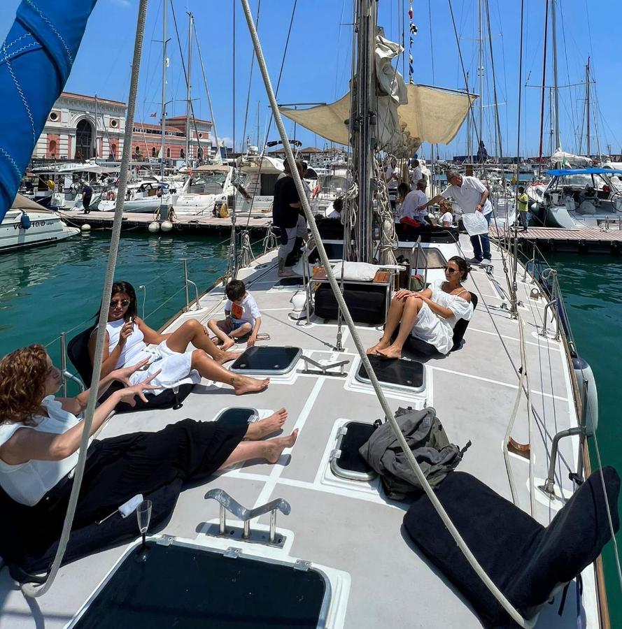 Sailboat B&B On Board Katanya Dış mekan fotoğraf