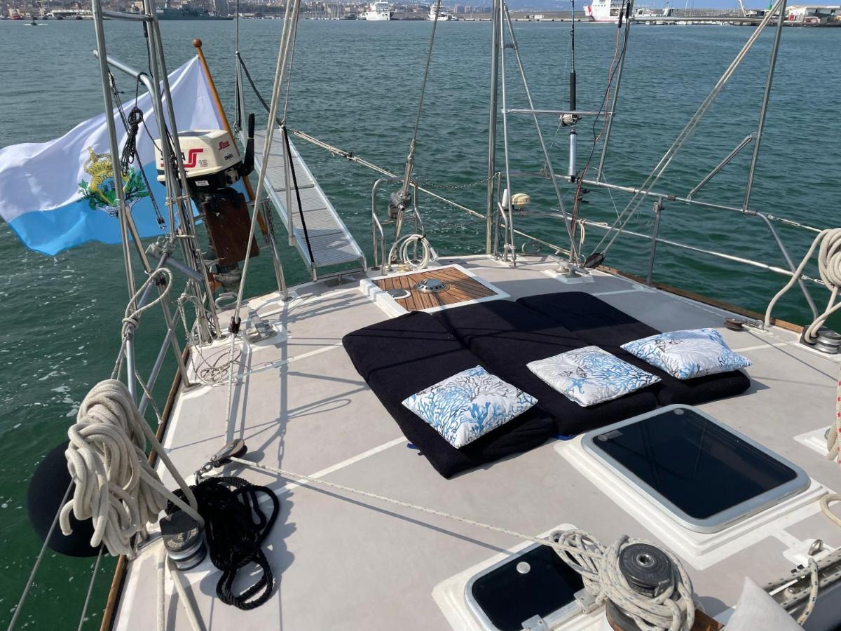 Sailboat B&B On Board Katanya Dış mekan fotoğraf
