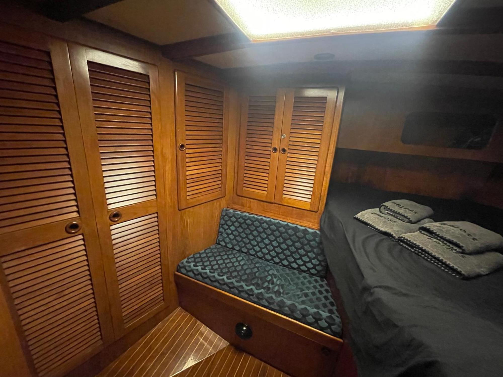 Sailboat B&B On Board Katanya Dış mekan fotoğraf